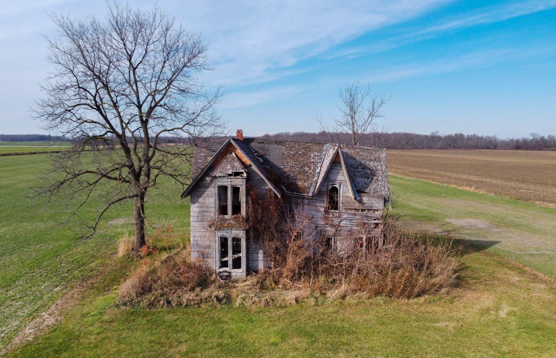 Inside Canada's most beautiful abandoned homes