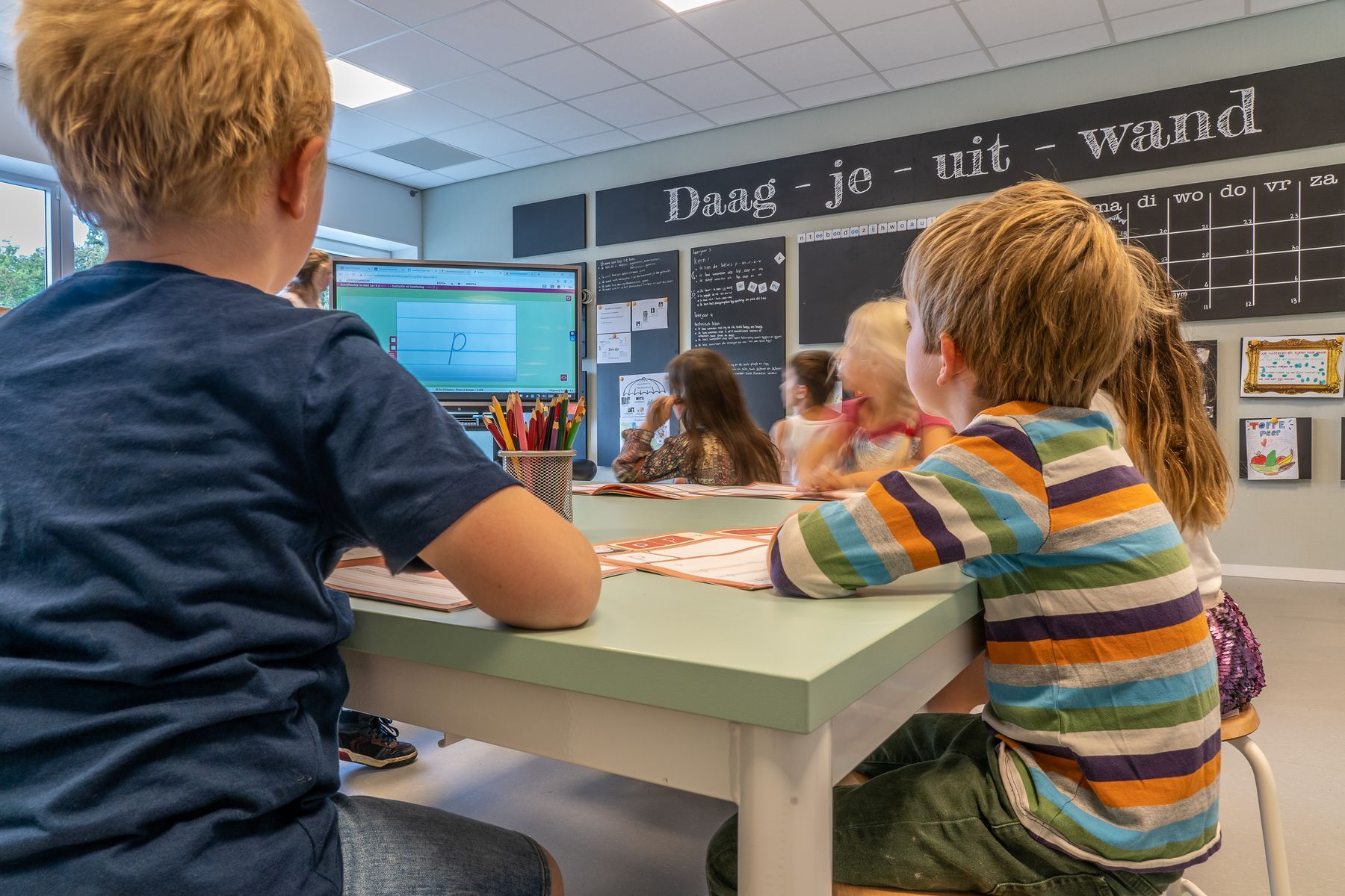 Языки для обучения школьников. Начальное образование в Нидерландах. Нидерланды школьники. Нидерланды образование школьное. Начальная школа в Нидерландах.
