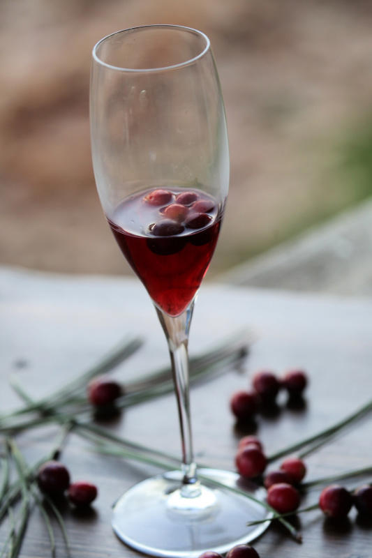 Easy Cranberry Mimosa Recipe