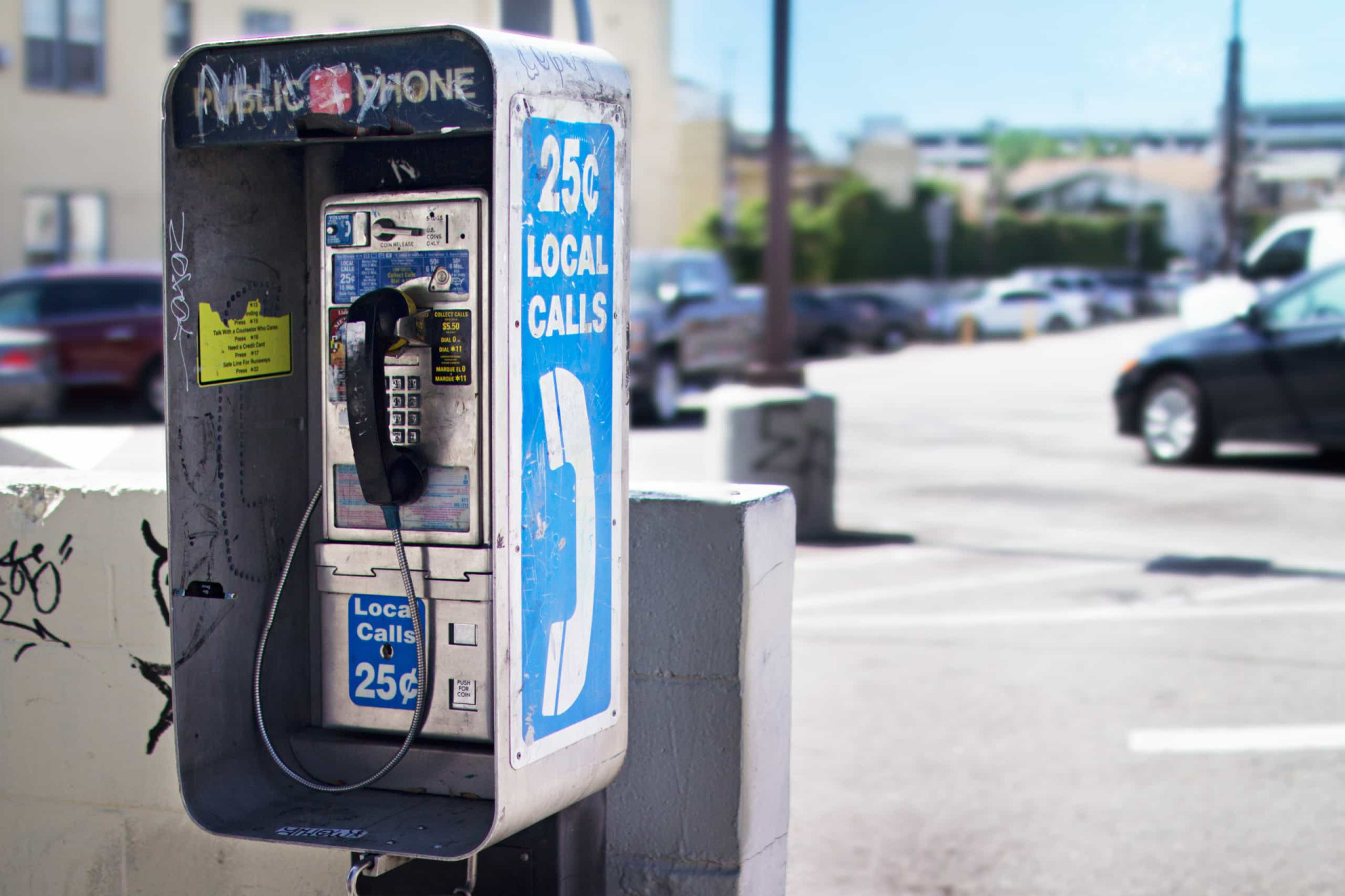 Американский таксофон. Таксофон в Нью-Йорке. Public Phone. Таксофон американский at&t.