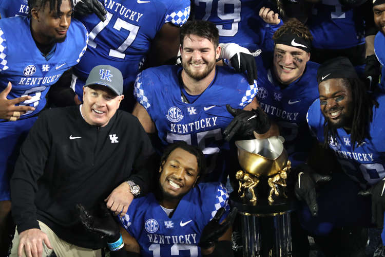 Will Kentucky football's Will Levis play in bowl game? QB lays out timeline  for decision