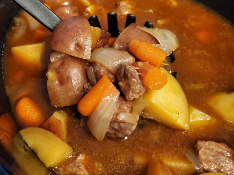 Delicious Crockpot Guinness Beef Stew Recipe