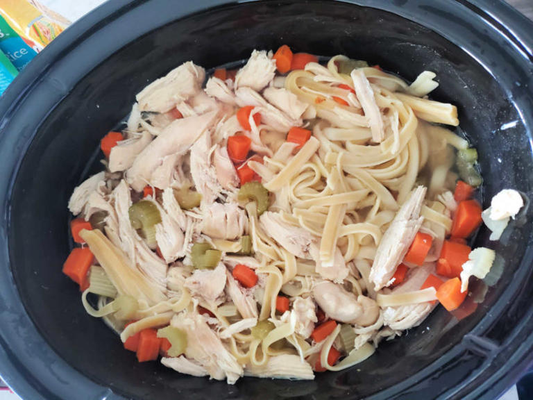 How To Make The Best Crockpot Chicken Noodle Soup