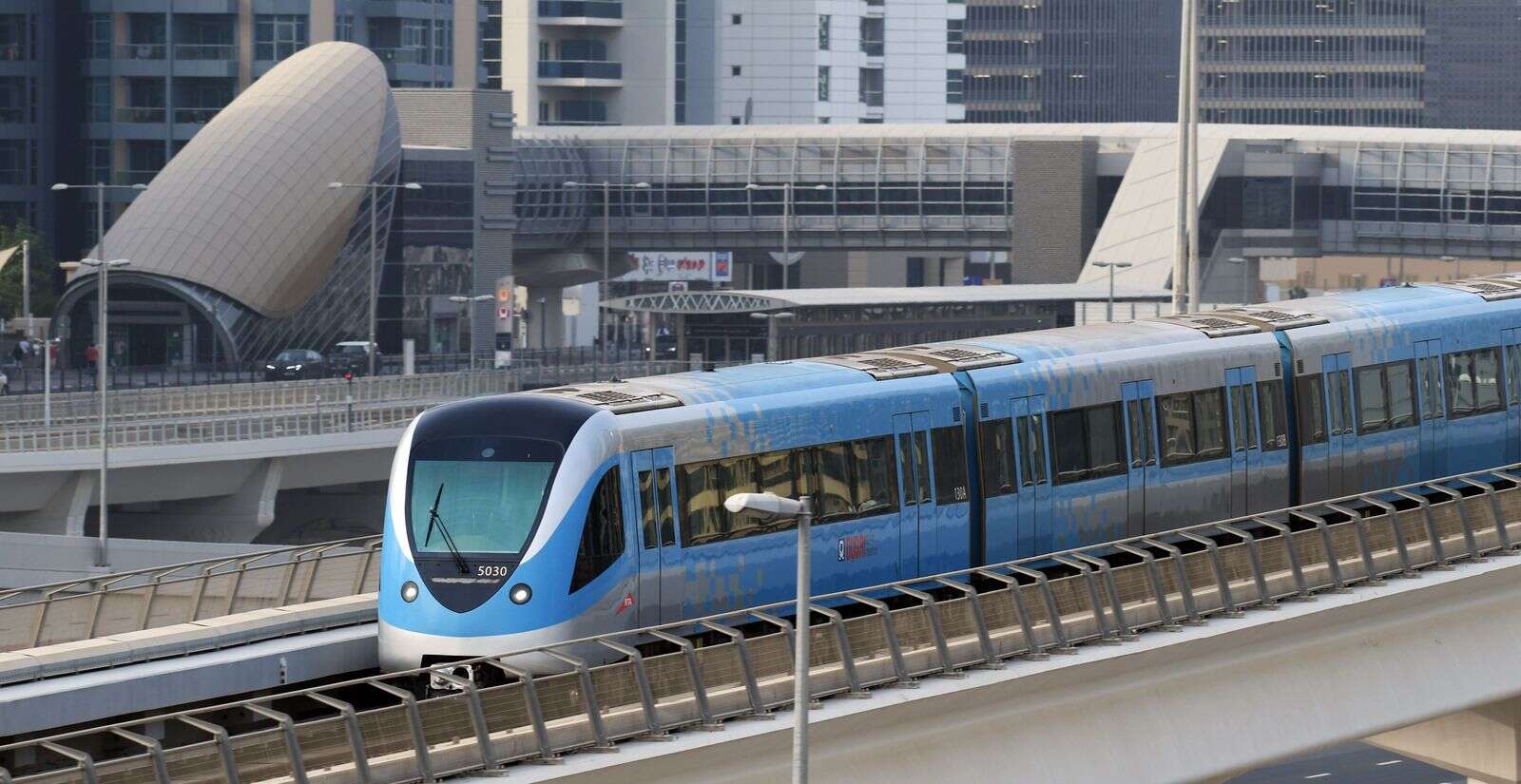 dubai: rta announces reopening date of 4 metro stations closed after storm