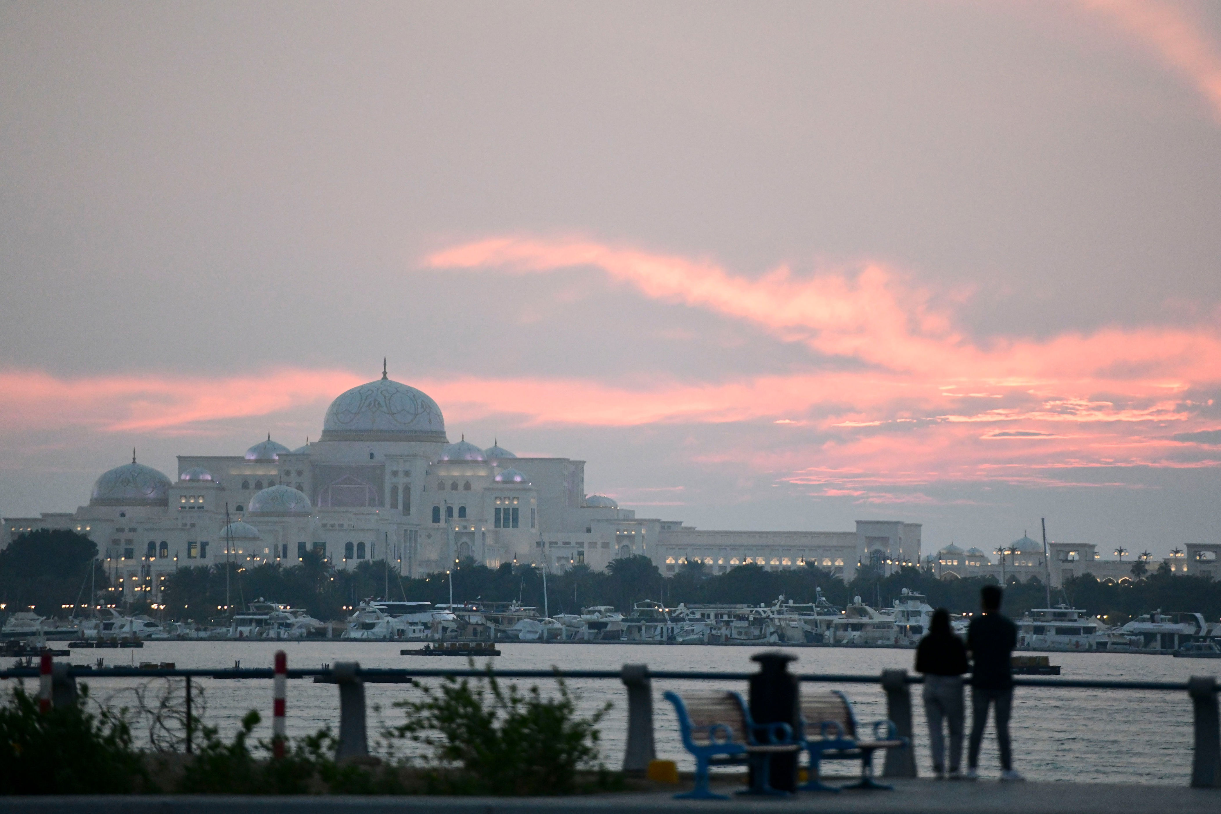 uae national day holiday announced for public sector