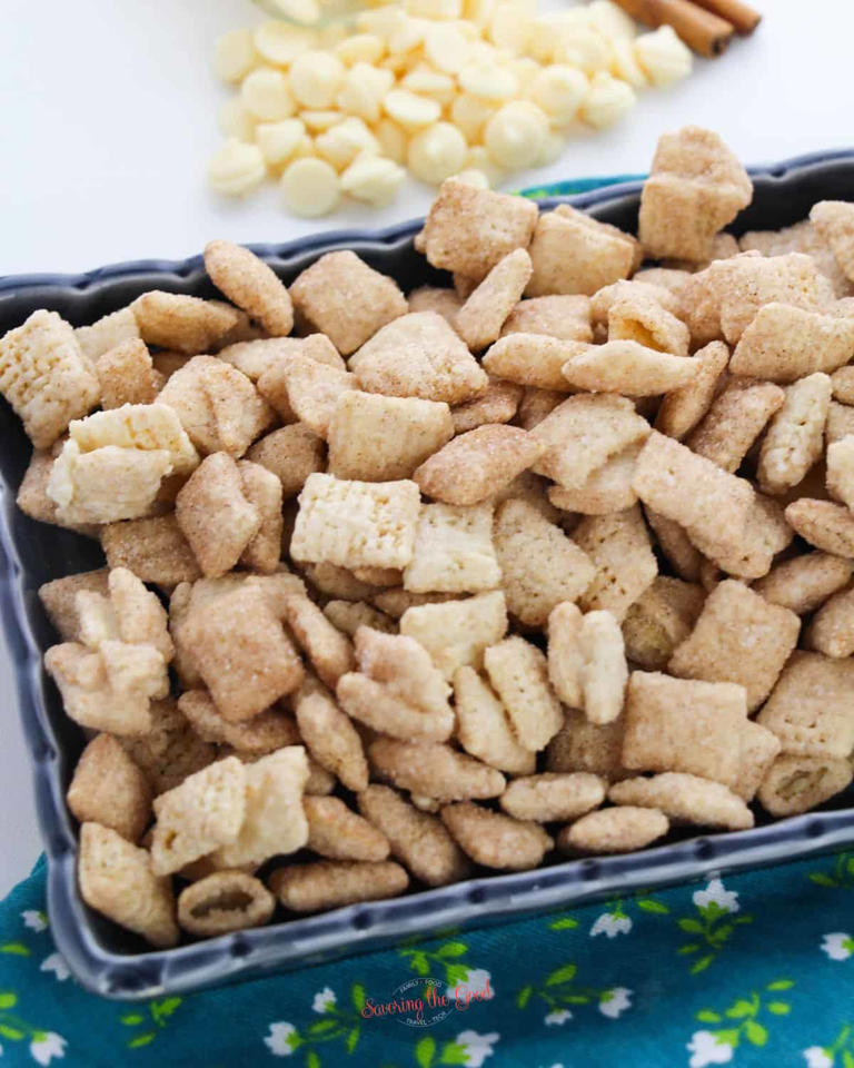 Snickerdoodle Muddy Buddies Recipe