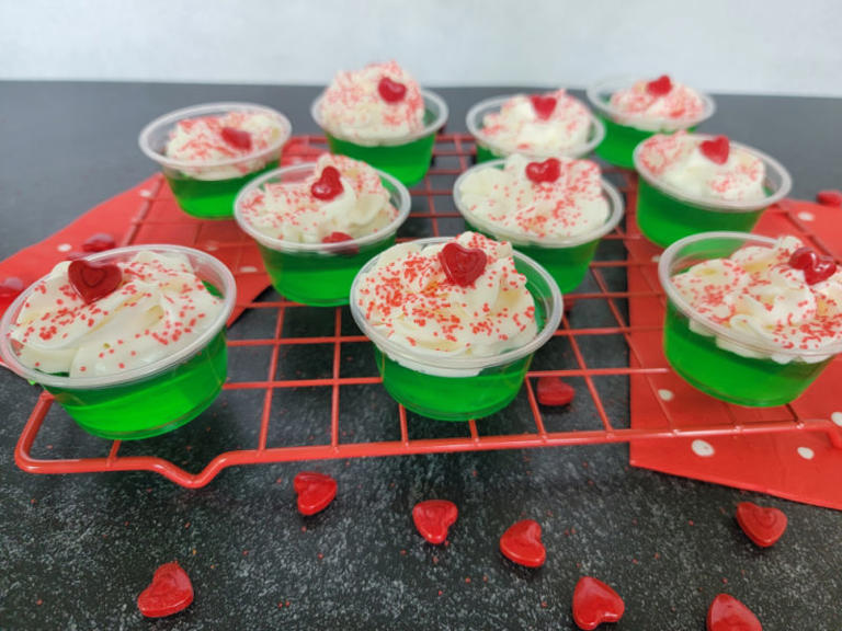 Grinch Jello Shots Recipe