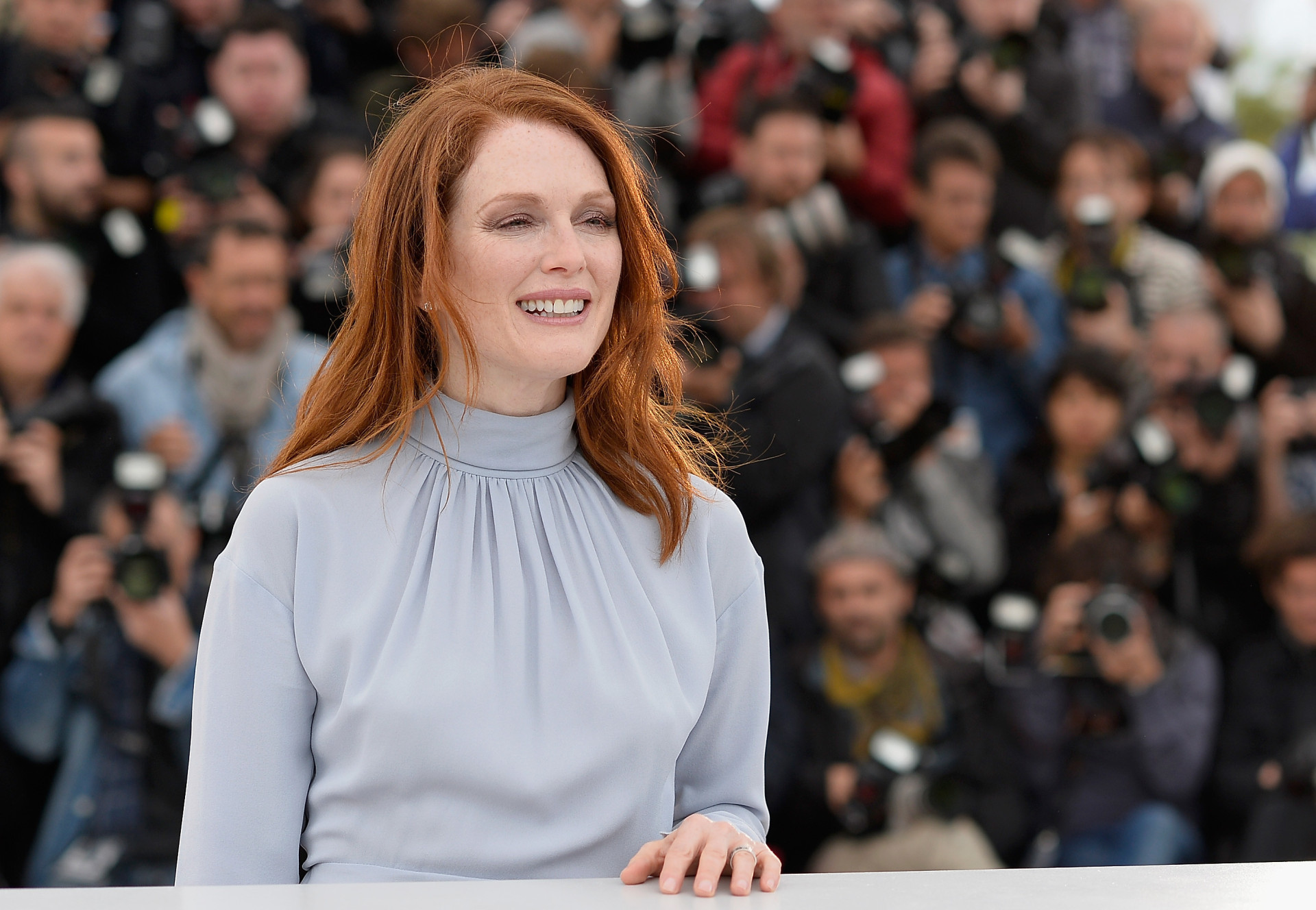 <p>Moore ganhou o prêmio de Melhor Atriz do Festival de Cinema de Cannes em 2014 por 'Mapas para as Estrelas'. Ela também foi eleita a Melhor Atriz do Festival de Cinema de Sitges no mesmo ano.</p>