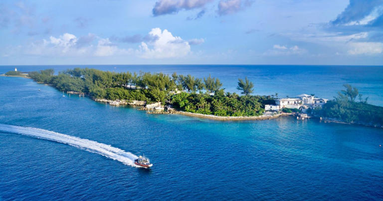 19 Things To Do In Nassau: Complete Guide To Basking In The Sun And More In The Bahamas