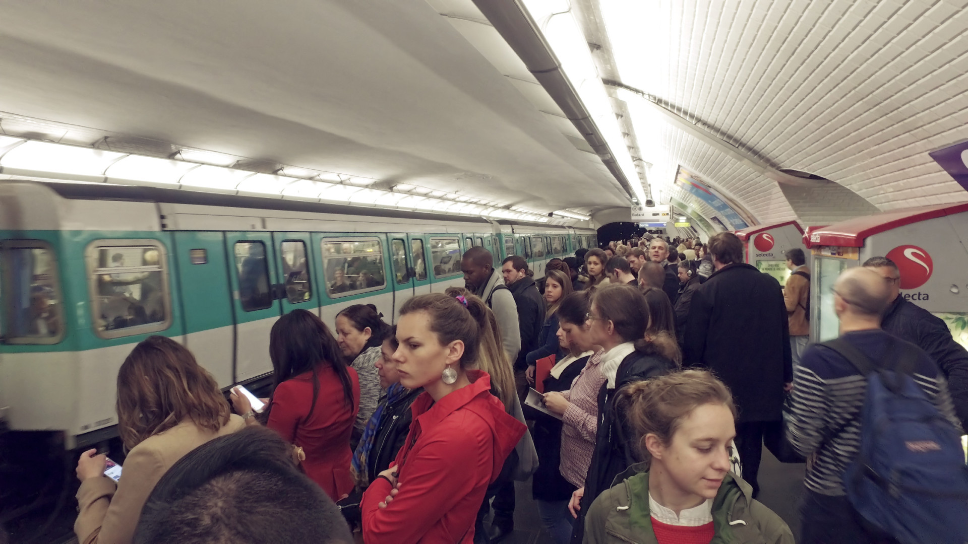 <p>But people actually live in Paris, so be sure to avoid taking any public transport during rush hour. The good thing with central Paris is that you can walk around to most places. Do that instead, or hop on a boat tour on the Seine river.</p><p>You may also like:<a href="https://www.starsinsider.com/n/299215?utm_source=msn.com&utm_medium=display&utm_campaign=referral_description&utm_content=524572en-us"> Famous people who lost their significant other</a></p>