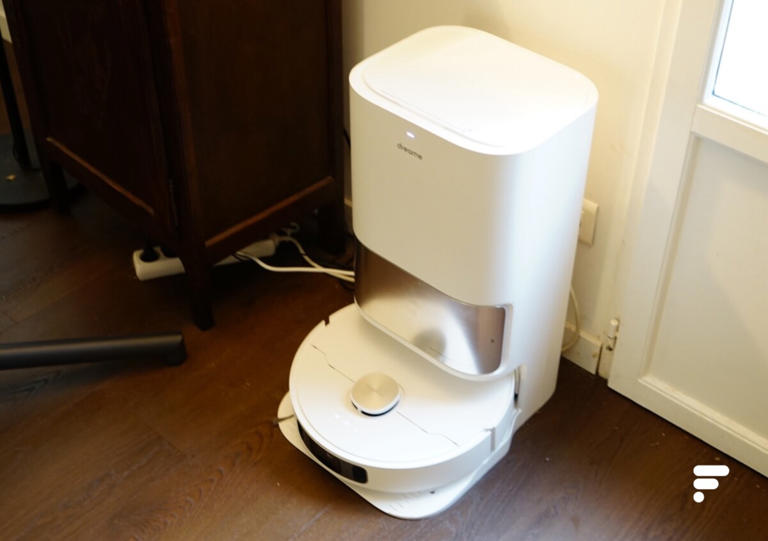 Test iRobot Roomba J7 Plus : notre avis complet - Aspirateur Robot -  Frandroid