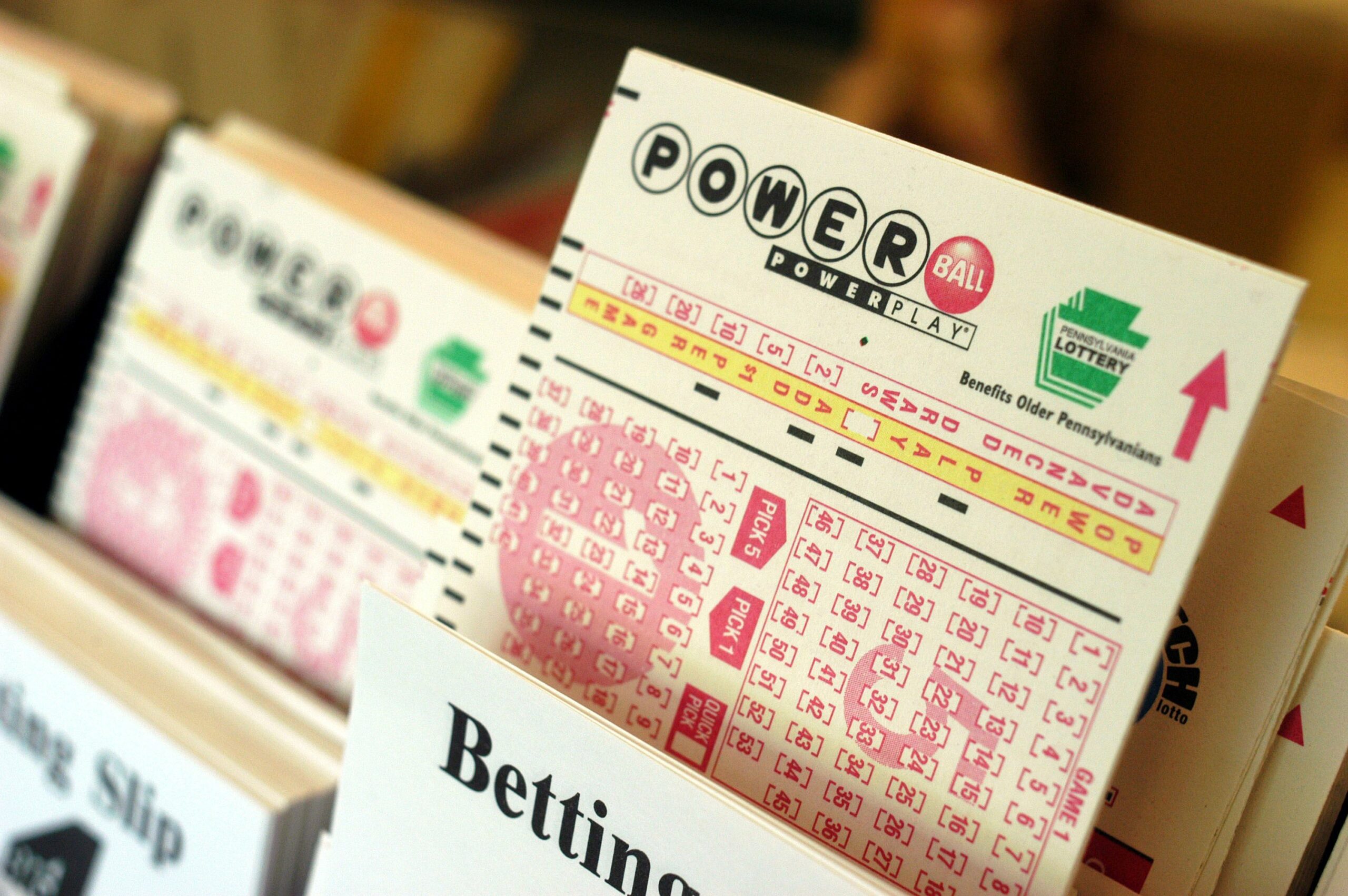 Winning Powerball Lottery Tickets Sold In Georgia And Kansas