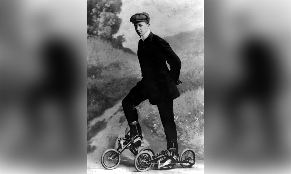 <p>Roller skates were invented as early as the mid-1700s. Back then, roller skates were very much like inline skates but were hard to steer and stop, so they weren't very popular. But in 1913, pedal skates came along. </p> <p>Charles A. Nordling of Suisun, California created this variation on the classic roller skate where the wheels were rotated on a pedal that was pushed by the person who wore them. This supposedly made it easier on the user, who wouldn't have to use so much energy and could actually manage to skate at a high speed. </p>