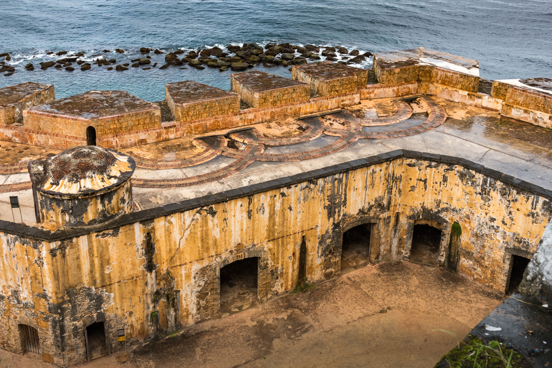 Located in San Juan, this 16th-century citadel has stood the test of time. This is the perfect way to imagine what the Spaniards saw when they first arrived in Puerto Rico.<p>You may also like:<a href="https://www.starsinsider.com/n/160140?utm_source=msn.com&utm_medium=display&utm_campaign=referral_description&utm_content=173131en-us"> The most epic celebrity falls ever</a></p>