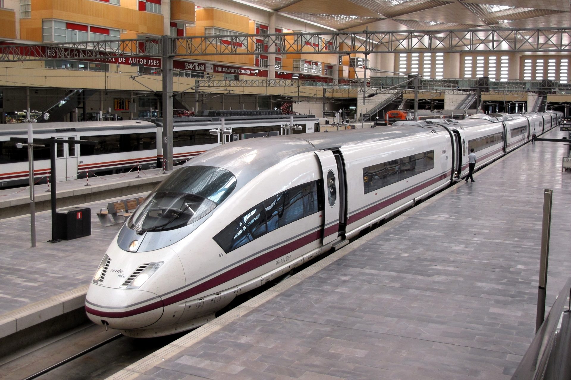 <p><span>The AVE (Alta Velocidad España) operates at a commercial speed of 310 km per hour (193 mph) and has made commuting between Barcelona and Madrid much easier. However, the fastest high-speed trains in Spain are the S-102 Talgo and S-103 "Velaro" trains. The S-103 reaches a maximum speed of 350 km per hour (217mph), and in July of 2006, it set a world record for an unmodified commercial passenger train when it reached the impressive speed of 404 km per hour (251mph). </span></p>