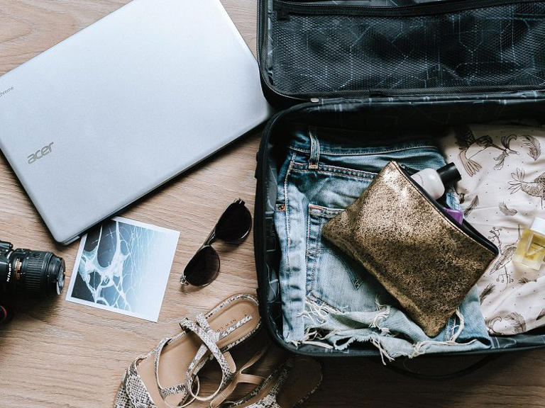 No matter what the trip, make sure you've packed everything you need! This list of travel packing essentials is handy for any vacation.