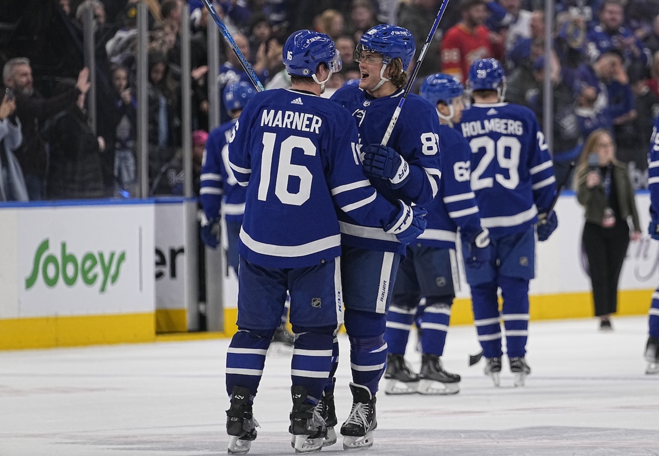 wdytt: what does a successful trade of mitch marner or william nylander look like?