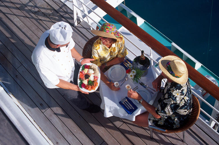 12 dining mistakes you must fix on your next cruise