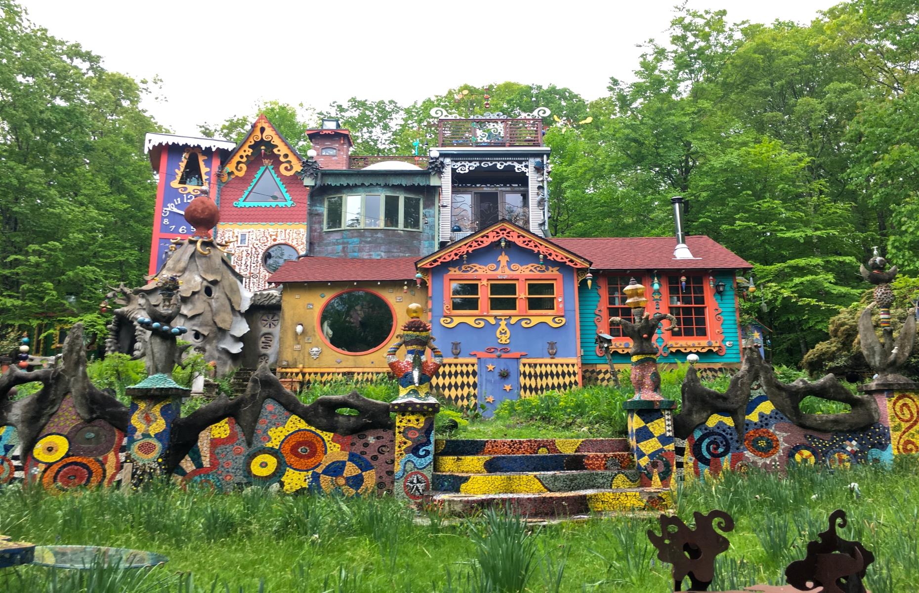 Unusual homes in Canada and beyond that will make your jaw drop