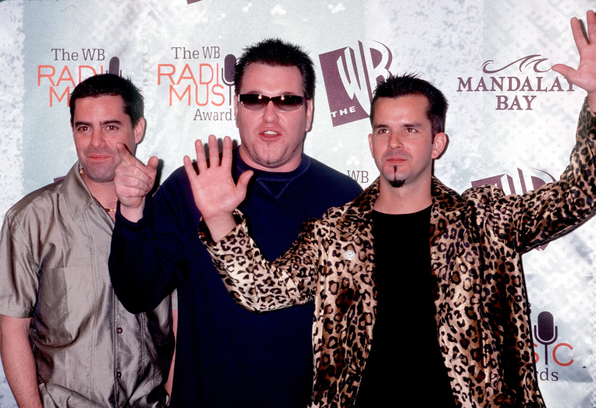 Smash mouth i m a believer. Бен Стиллер Smash mouth. All Star Smash mouth. Smash mouth футболка. "Smash mouth" && ( исполнитель | группа | музыка | Music | Band | artist ) && (фото | photo).