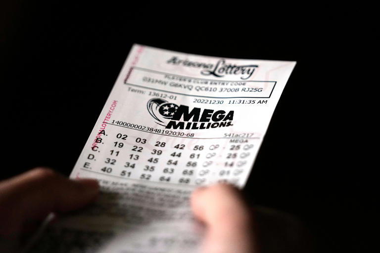 2 winning Mega Millions tickets were sold in these Arizona cities. Are