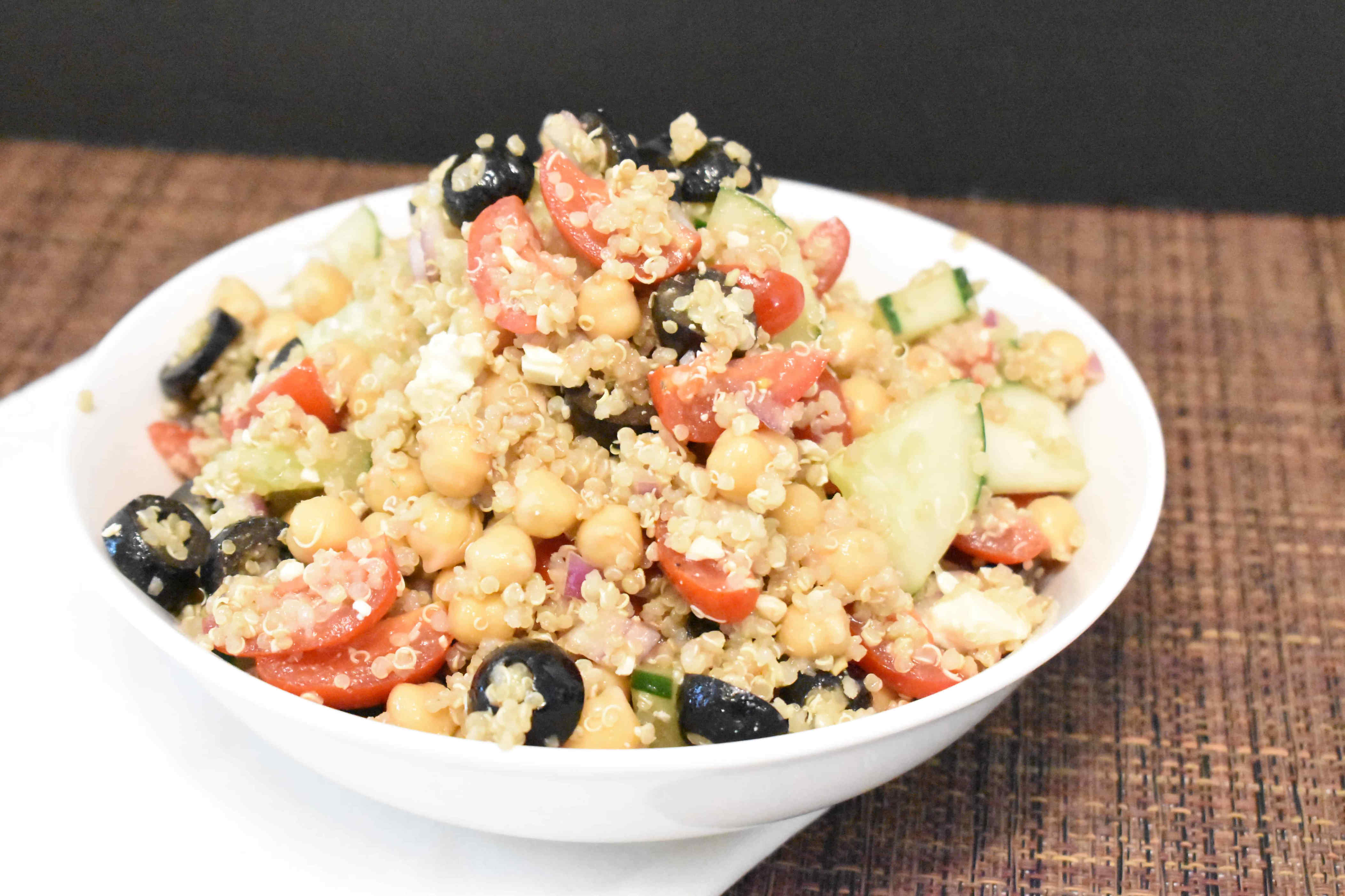 Easy & Delicious Mediterranean Quinoa Salad