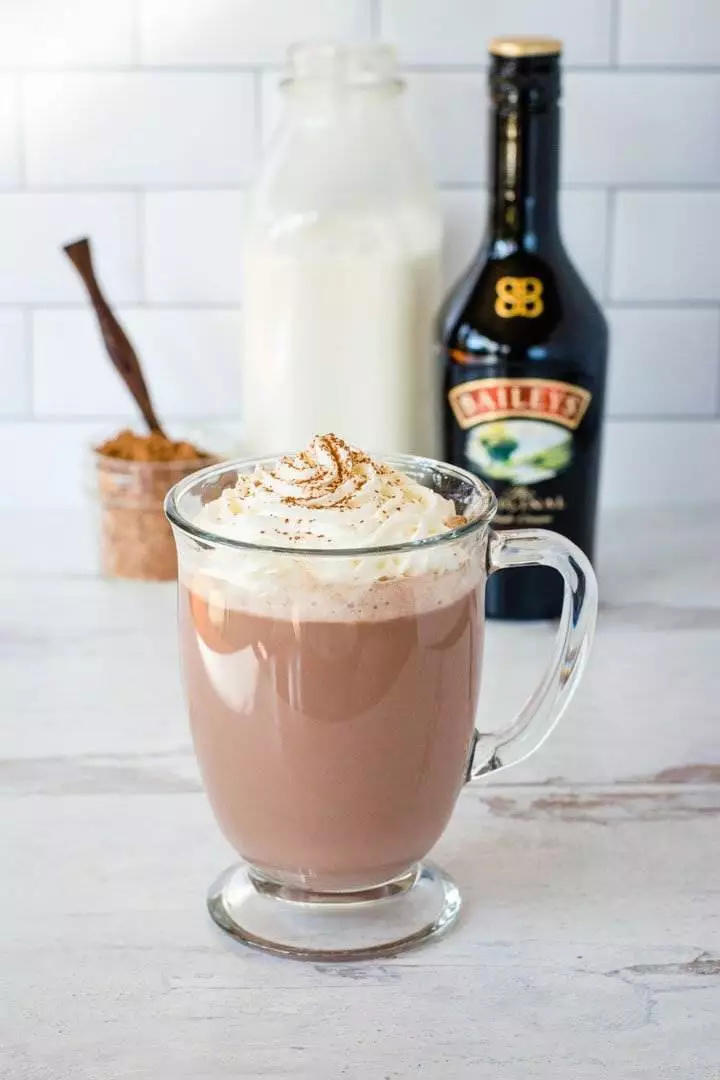 16 Boozy Hot Cocoa Recipes You Must Try