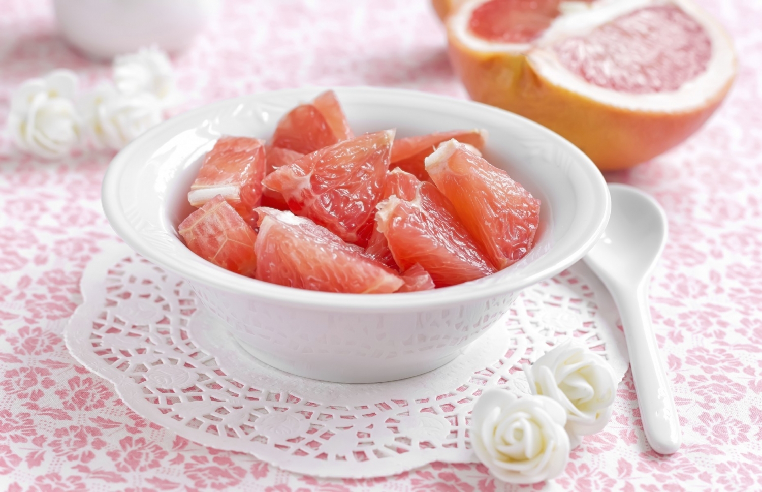 Weight Loss Foods with 50 Calories (or Less) Per Serving