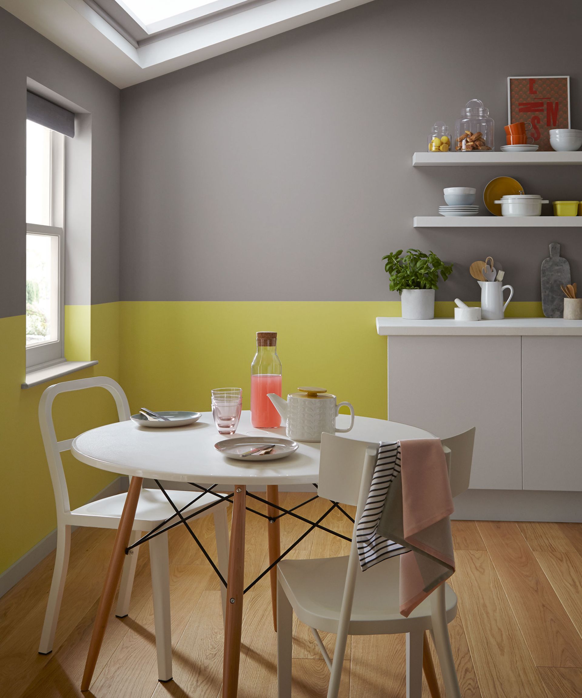 <p>                     The perfect zingy way to add some fresh spring vibes to your space, lime green may not be for everyone, but paired with the calming and somewhat neutralizing effects of grey, it works.                    </p>