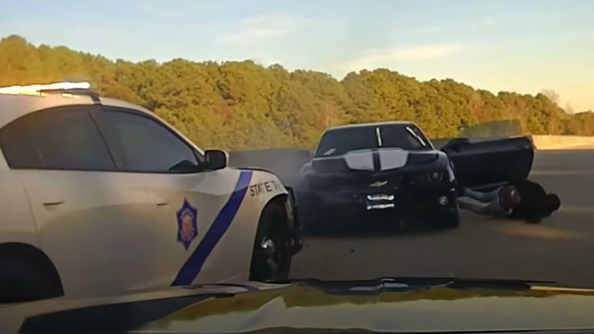 Arkansas Trooper Hits Fleeing Camaro Head On In High Speed Chase