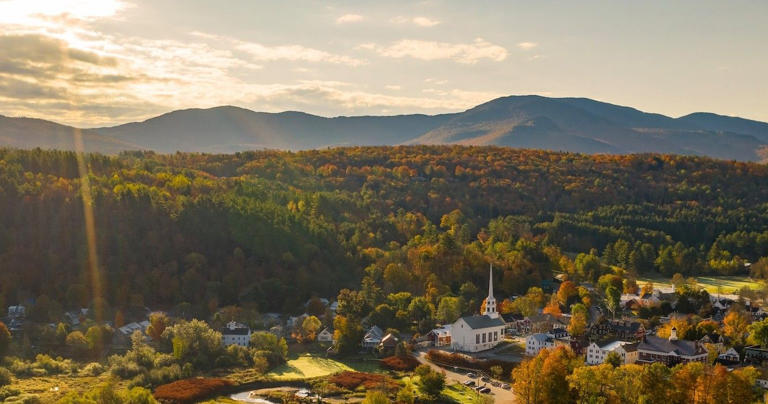 11 Things To Do In Stowe: Complete Guide To The Small-Town Ski Hotspot