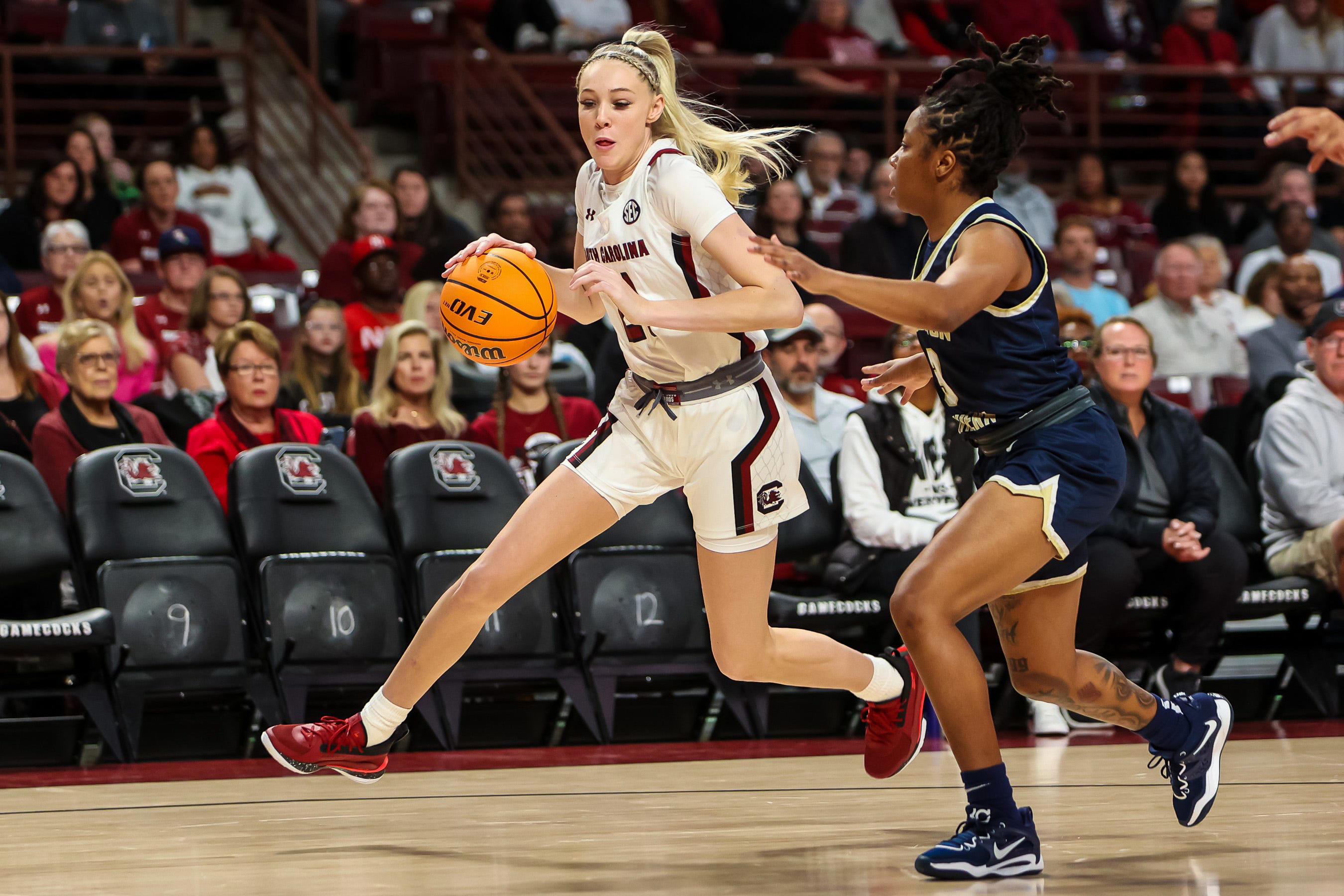 How A Semester With South Carolina Dawn Staley Helped Chloe Kitts