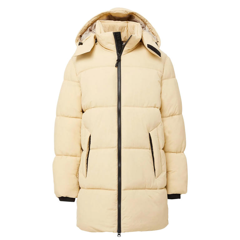 The 23 Best Puffer Jackets for Women to Wear Right Now, According to ...