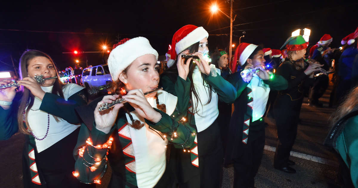 Fort Walton Beach Christmas parade winners recognized