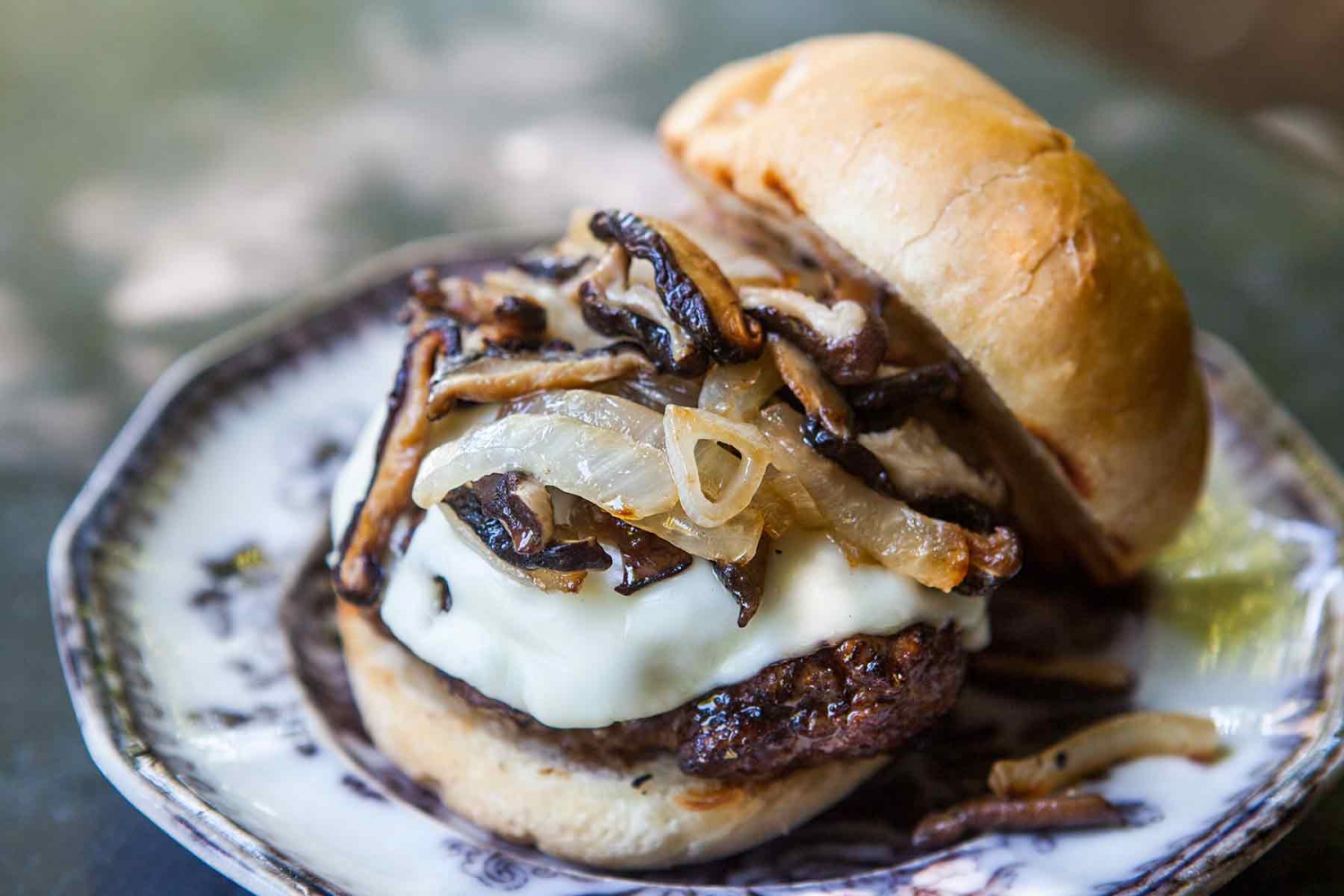 50 Juicy Secrets to Better Homemade Burgers