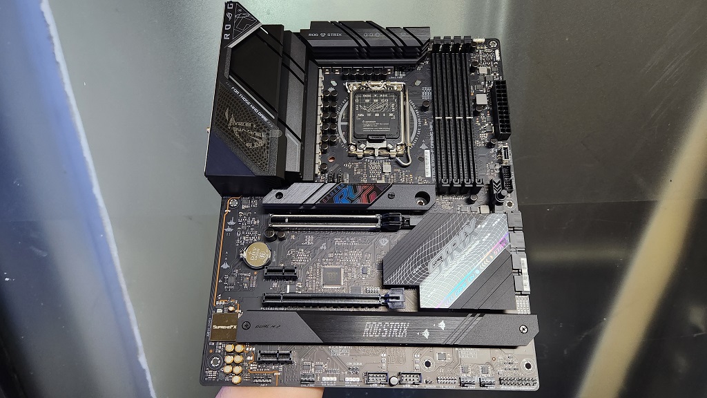 Asus strix z790 f gaming