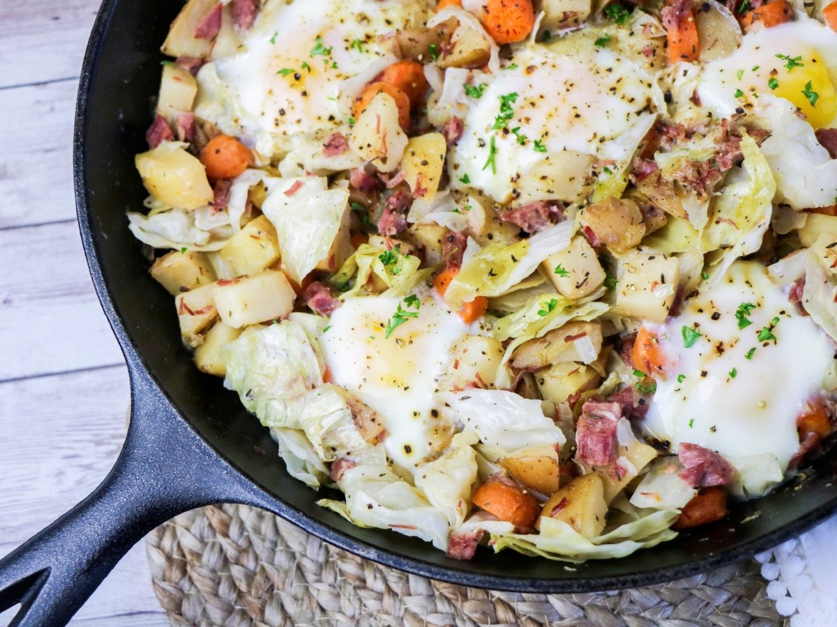 Corned Beef Hash and Eggs with Cabbage