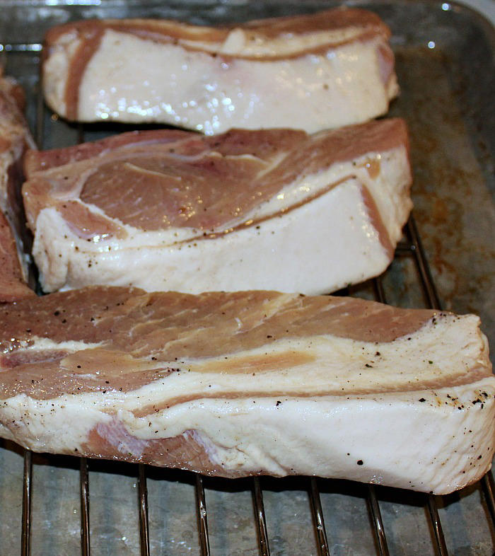 Amazing Smoked BBQ Ribs! Perfect For Weekend Cookouts!