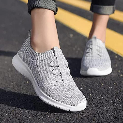 Podiatrists Love These Comfy Walking Shoes Under $40 On Amazon
