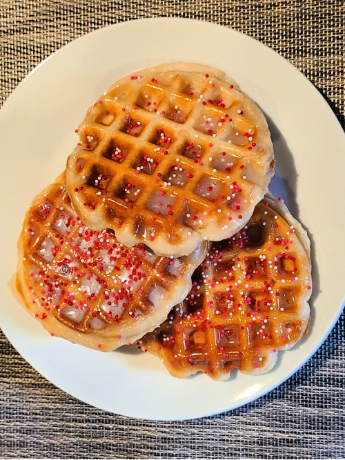Easy Pillsbury Biscuit Donuts