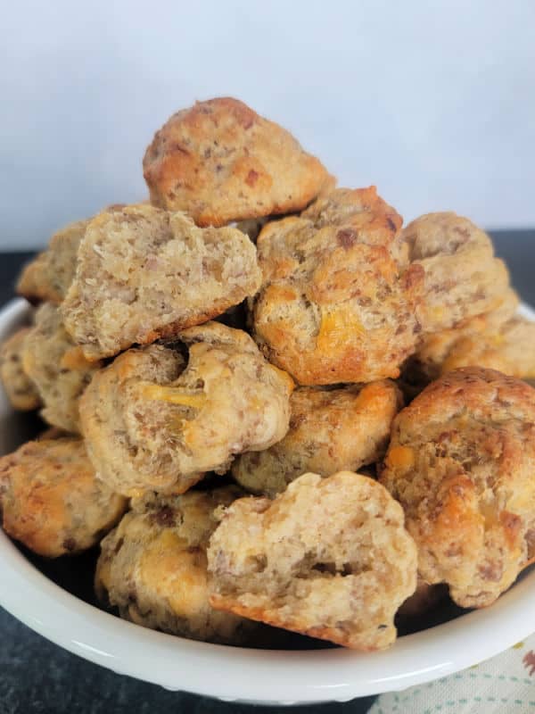 Cheddar Bay Sausage Balls (4 Ingredients)