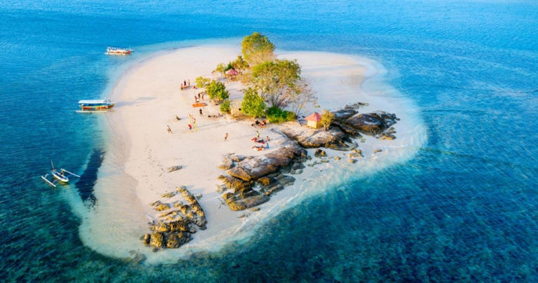 From Beaches To The Komodo Dragon, These Are 10 Indonesian Islands Worth Visiting