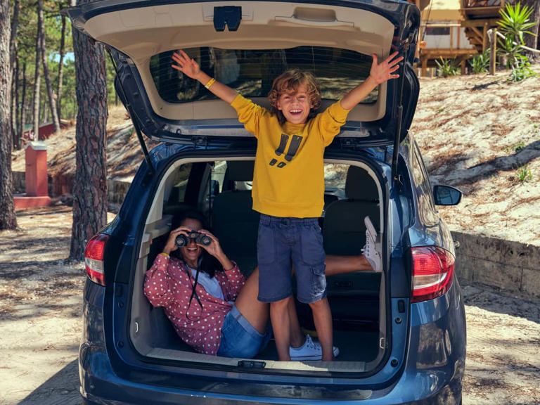 I share my essential tips when preparing for a cross country road trip you won’t want to miss! Are you getting ready for a cross-country road trip with your family? If so, then you know that keeping everyone safe and comfortable is of the utmost importance. Planning ahead can be the difference between an enjoyable […]