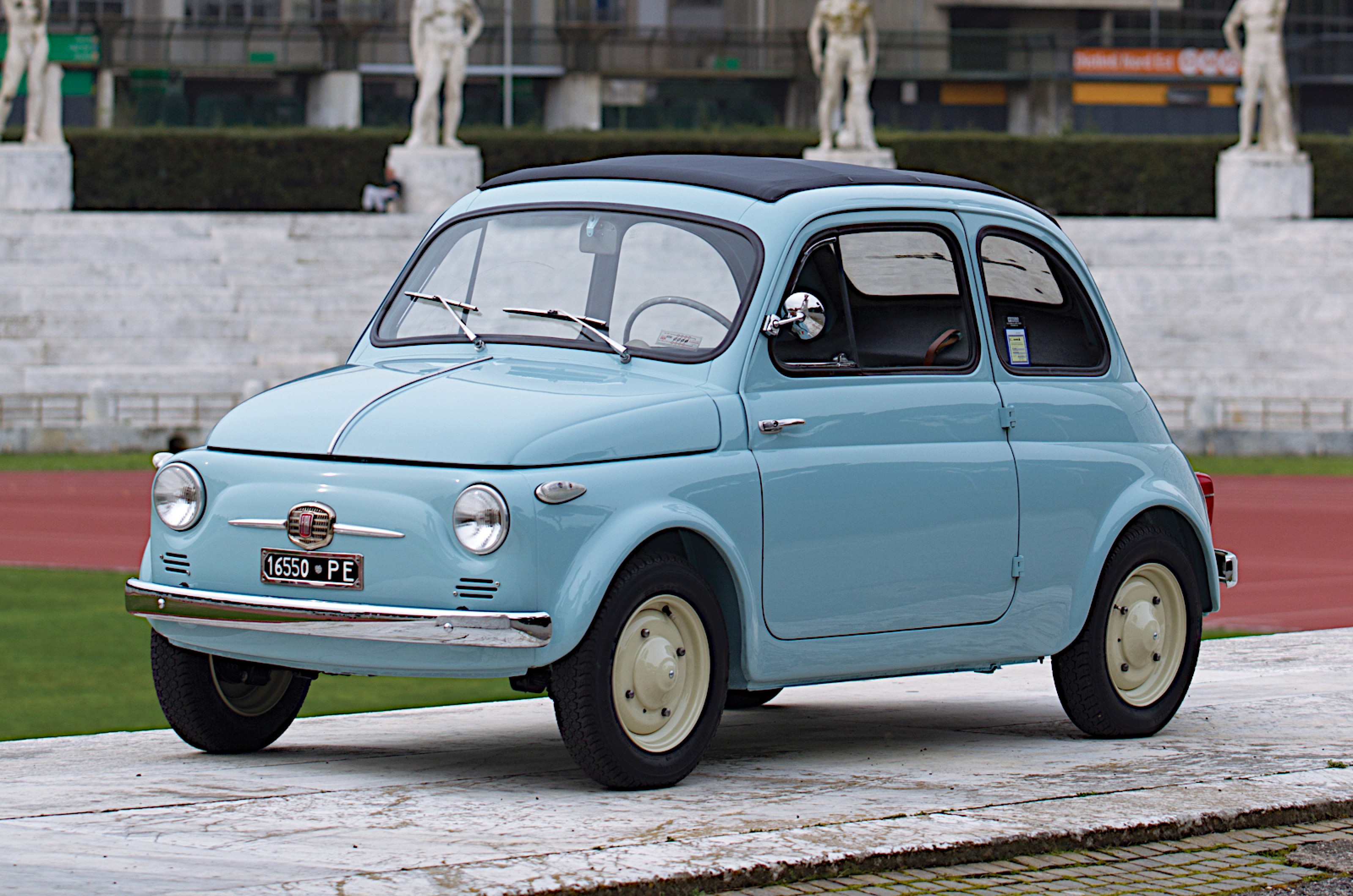 30 wonderfully utilitarian classic cars