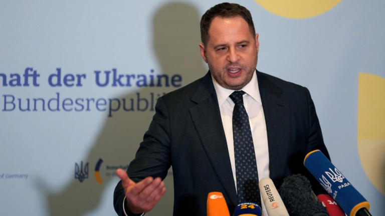 All the (Ukrainian) president’s men: Zelenskiy takes on corruption during wartime (msn.com)