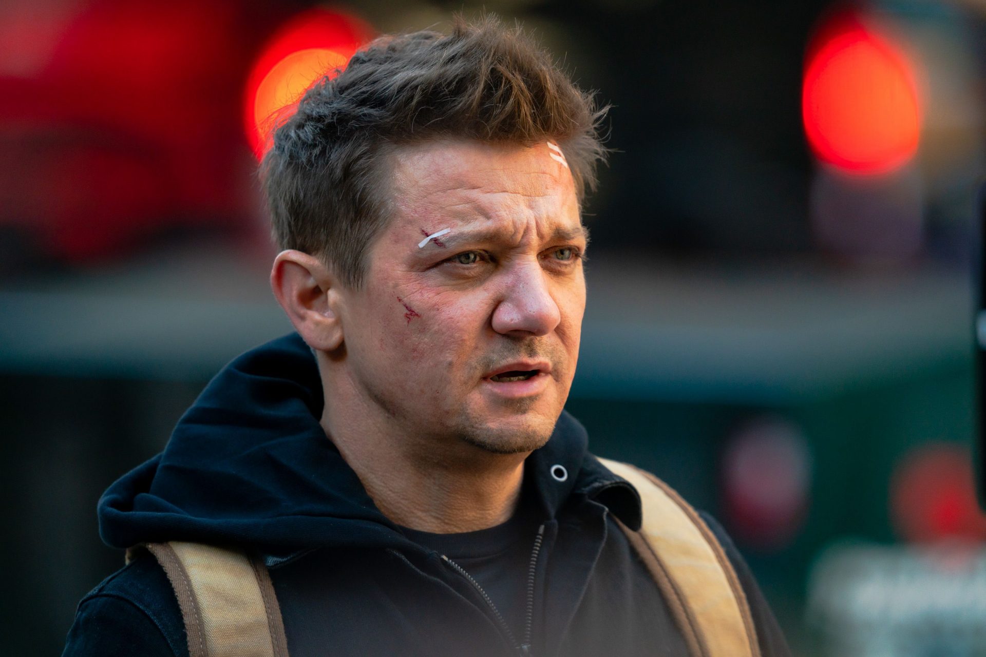 C'è Un Gesto Da Eroe Dietro L'incidente Di Jeremy Renner: Rivelati I ...