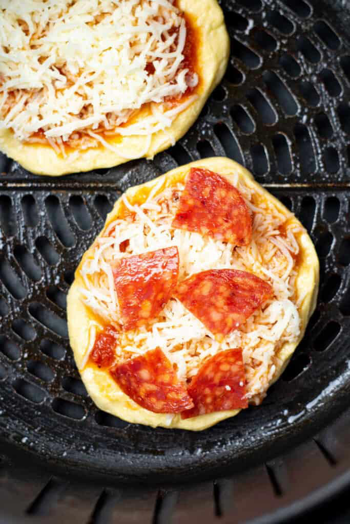 Air Fryer Mini Pizzas