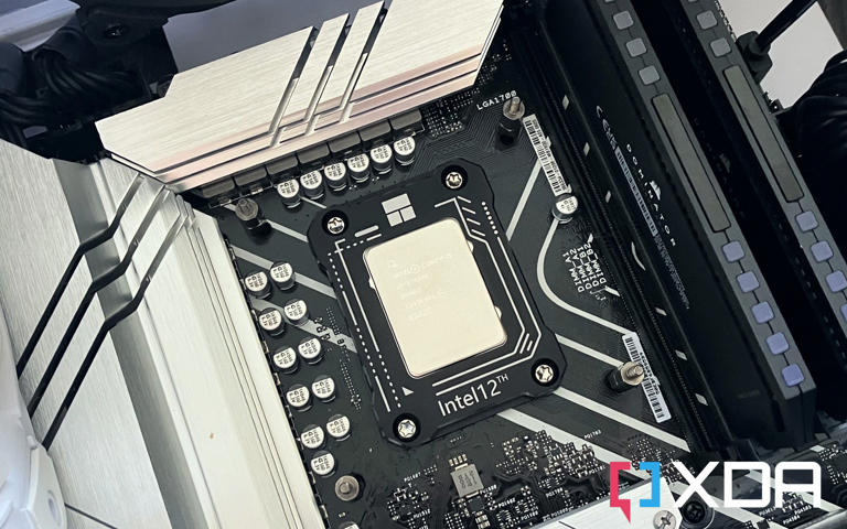 Intel Core i5-13600K