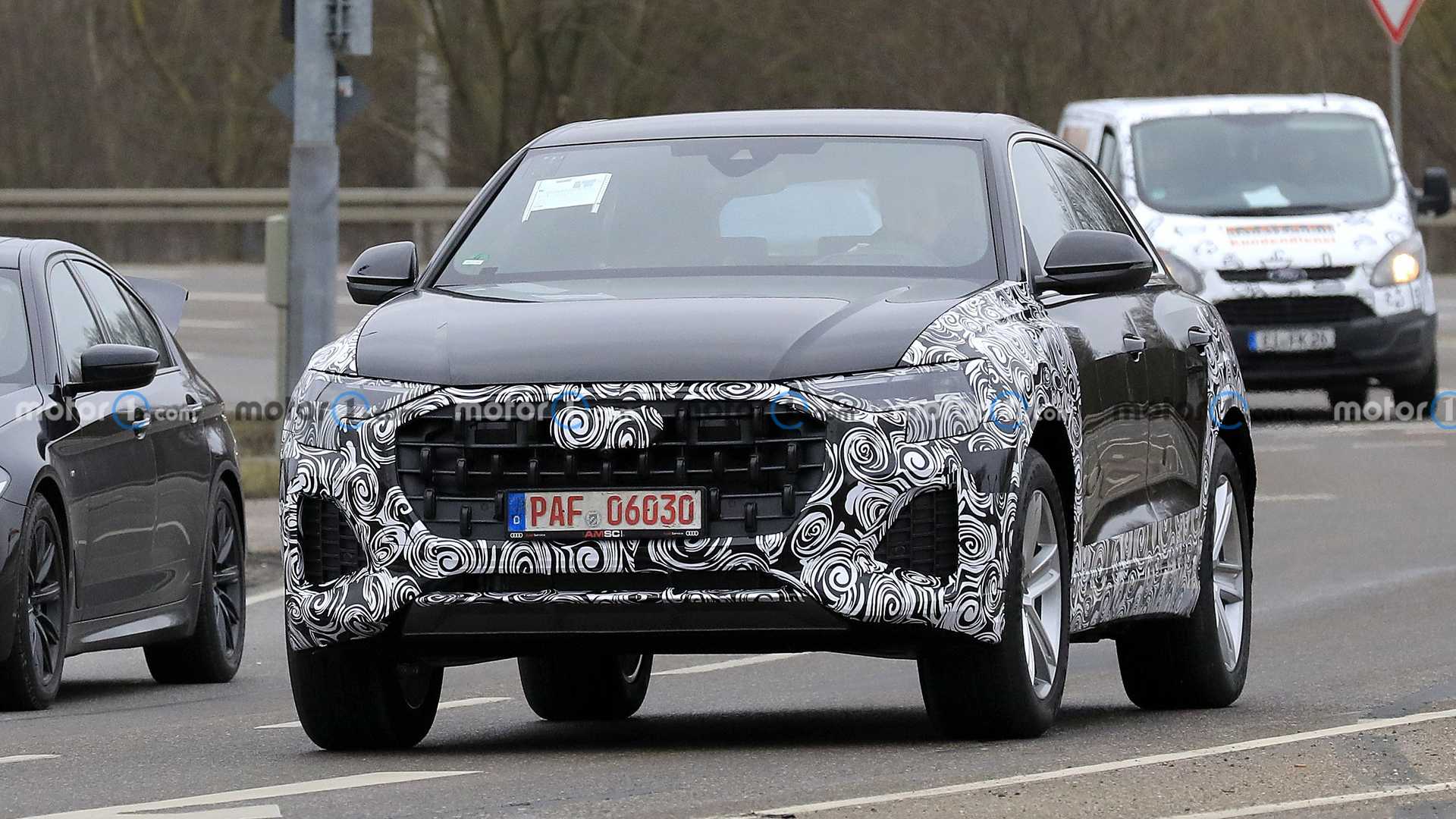 Audi q8 s