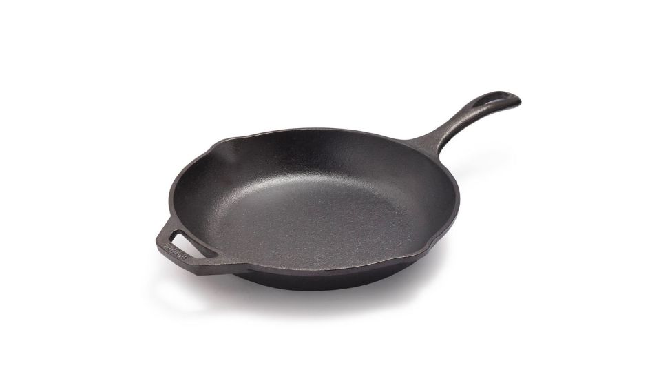 2 handle cast iron skillet        
        <figure class=